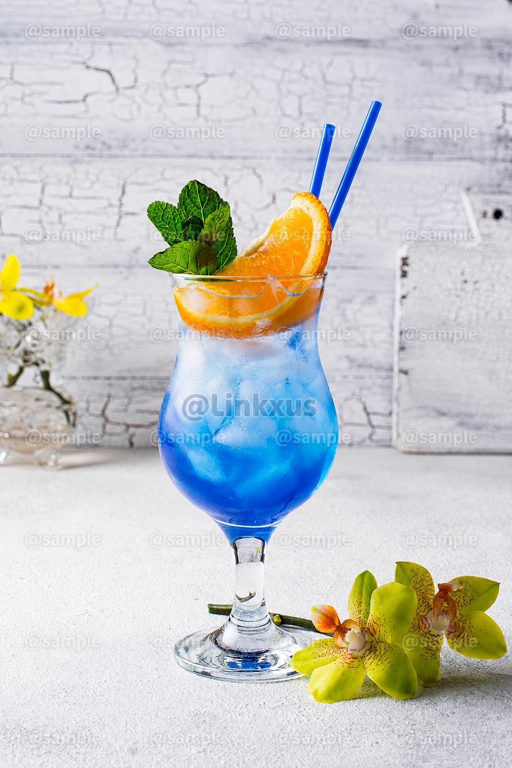 BLUE COCKTAIL