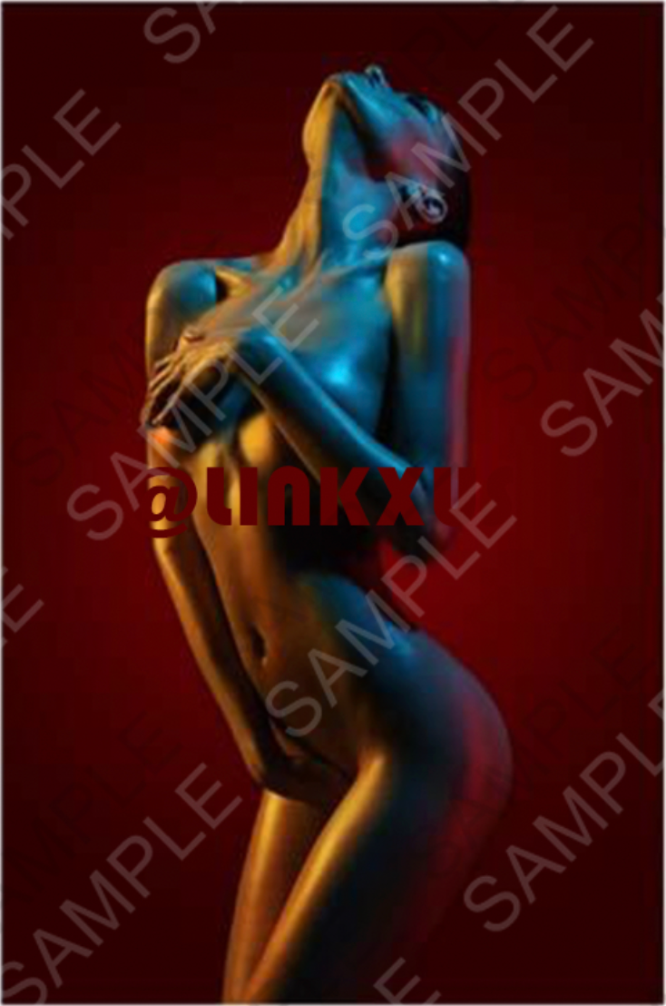 ELEGANT NAKED WOMEN