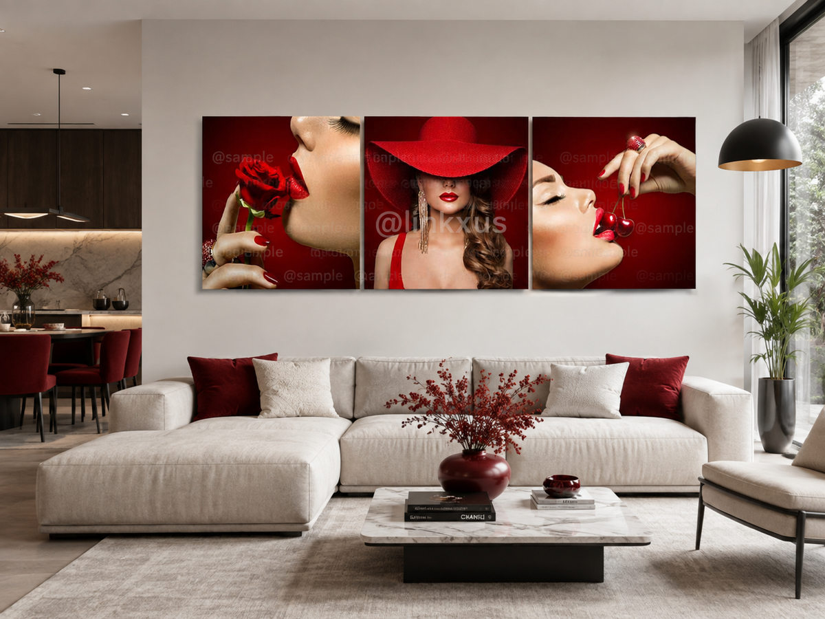 WOMEN WITH RED ACCESSORIES