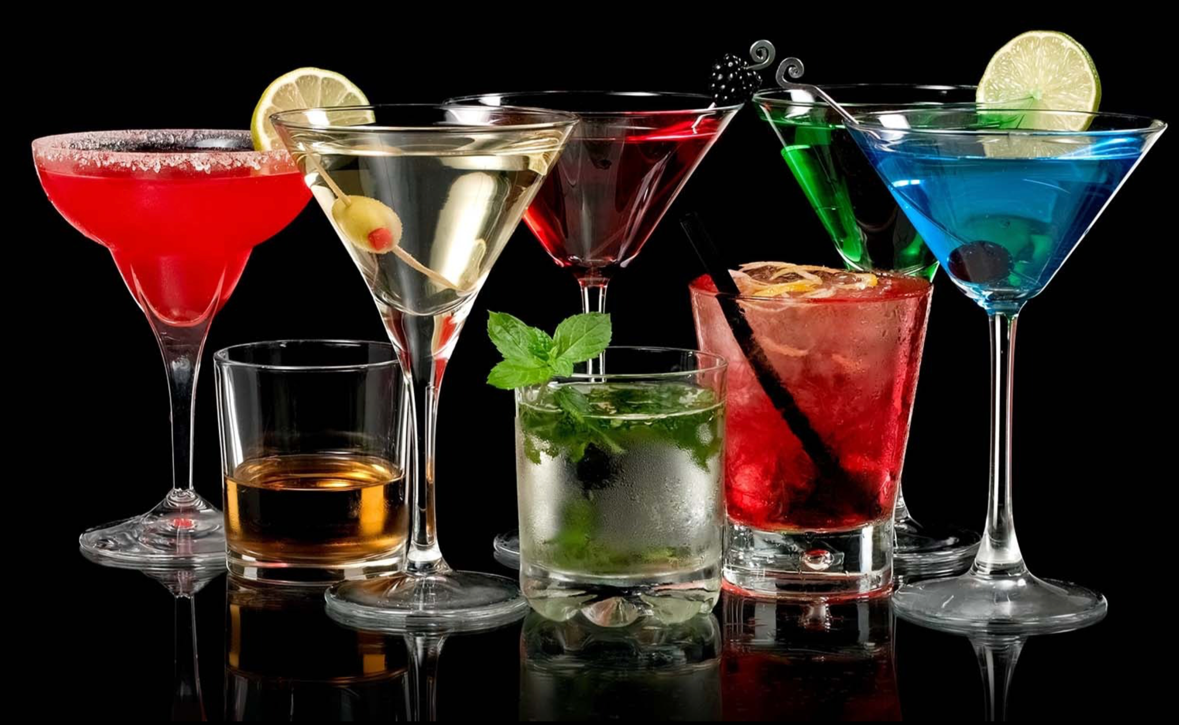 8 COCKTAILS