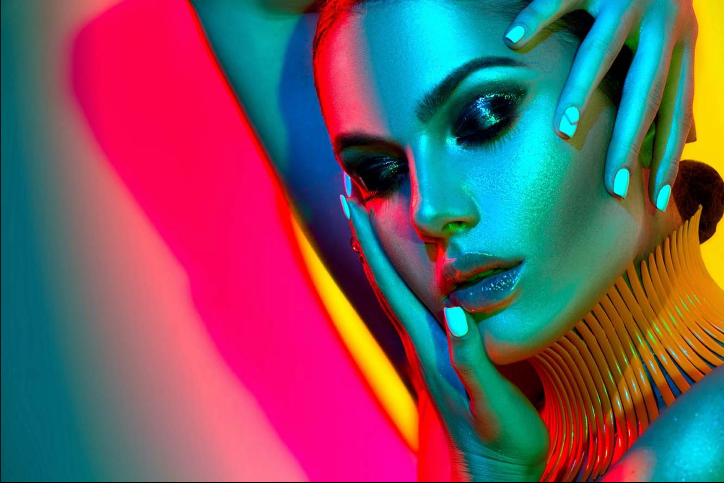 COLORFUL WOMAN