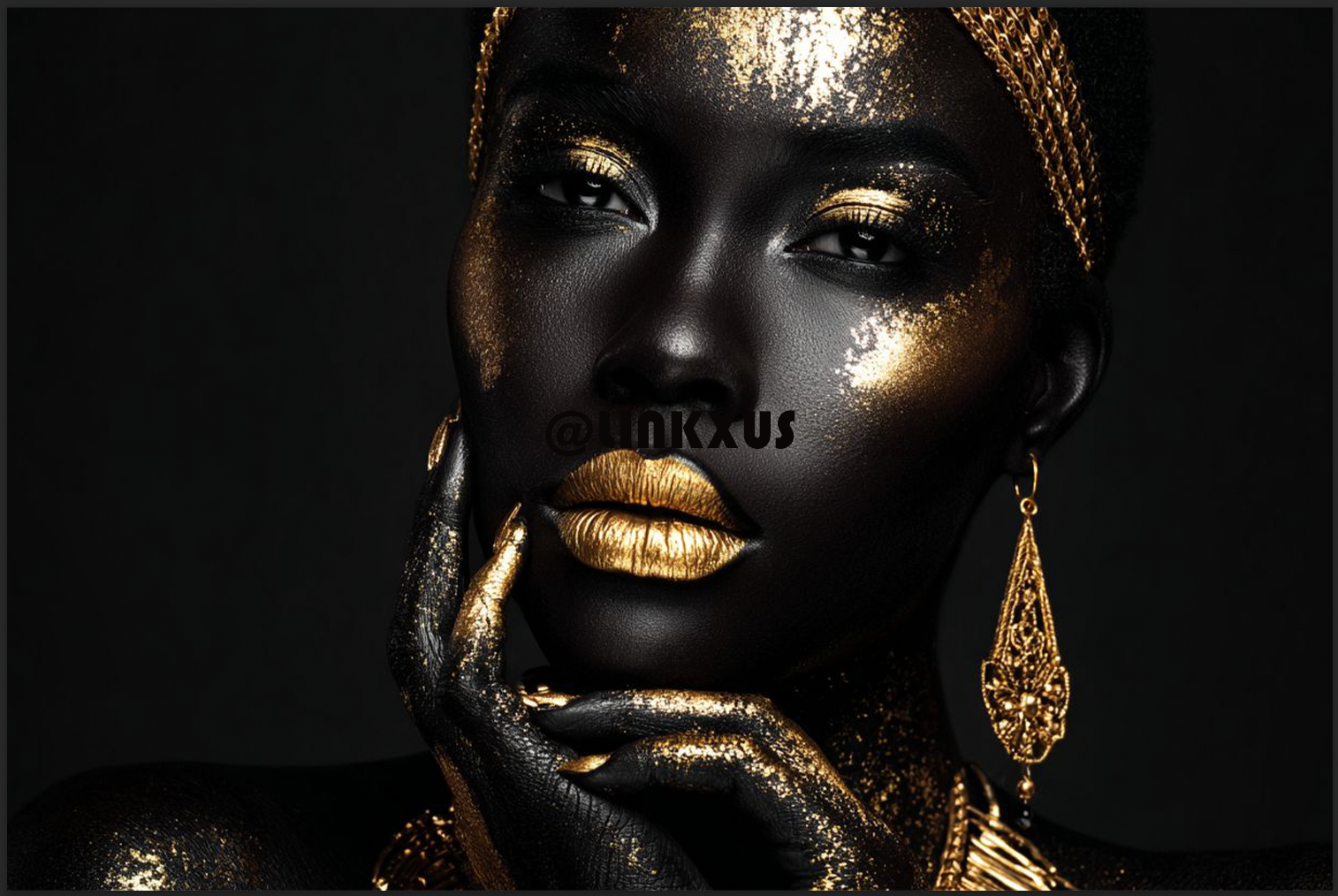 BLACK SKIN AND ELABORATE GOLD MAKEUP