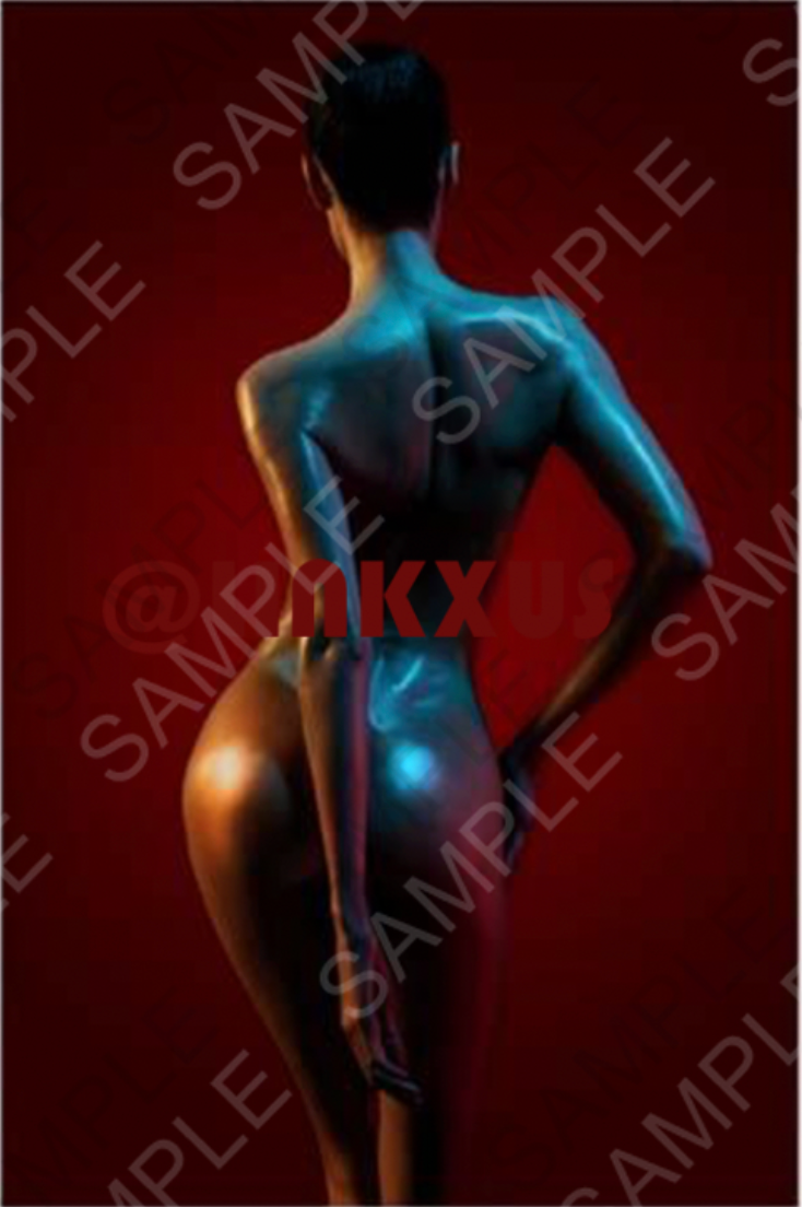 ELEGANT NAKED WOMEN